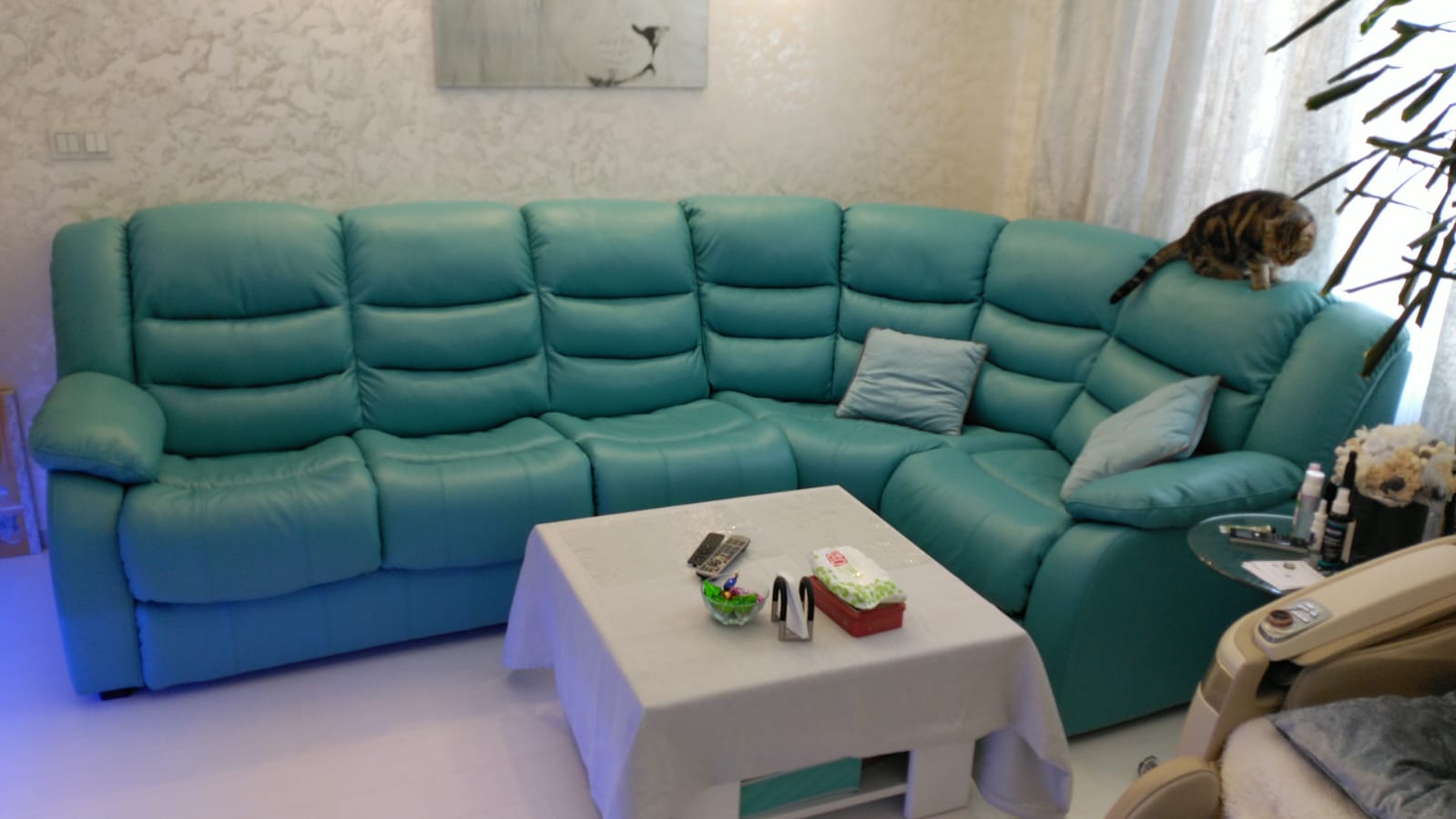 Перетяжка дивана на дому. Кондопога