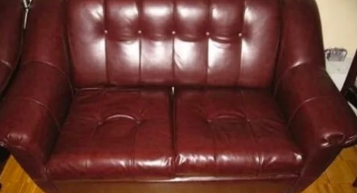 Обивка дивана кожей. Кондопога